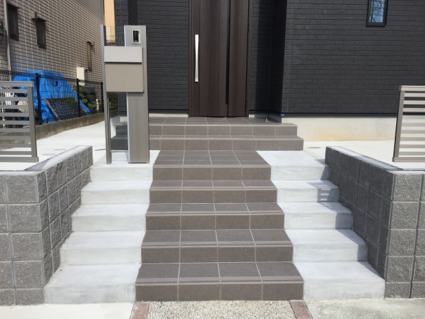 �V�z�O�\�{�H��@��܂��@�S�̑��@�����s����